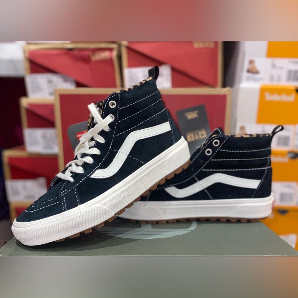 Vans Sk8-Hi sneakers (suede/leopard)
